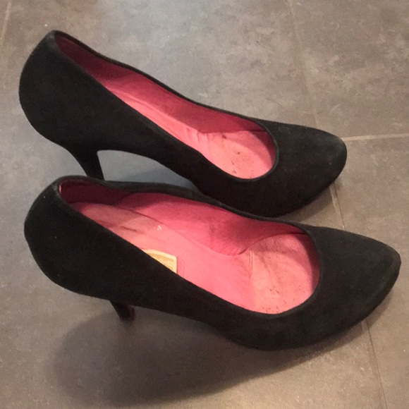 Suede Buffalo London Heels - Picture 4 of 4